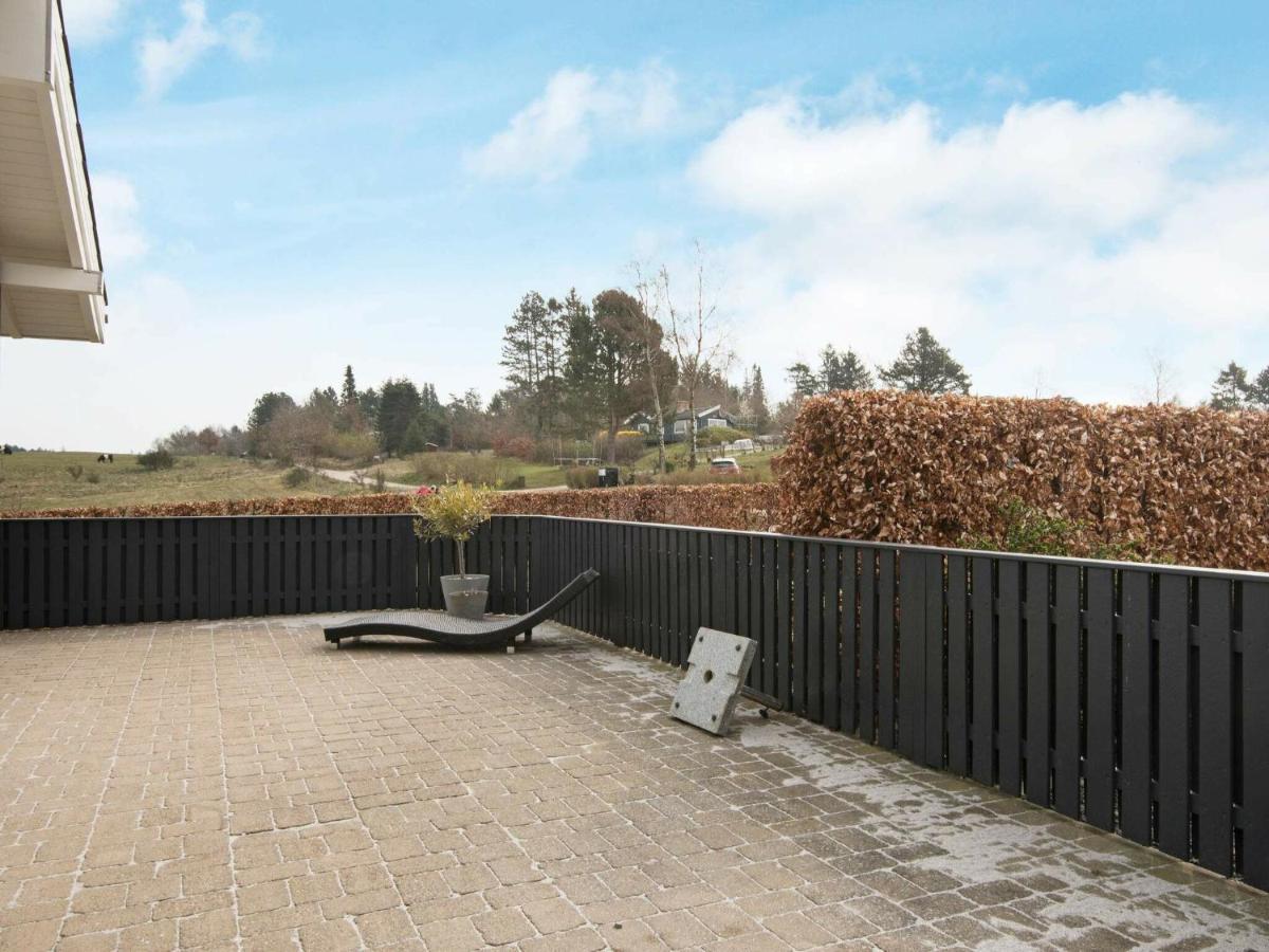 6 Person Holiday Home In Ebeltoft Esterno foto